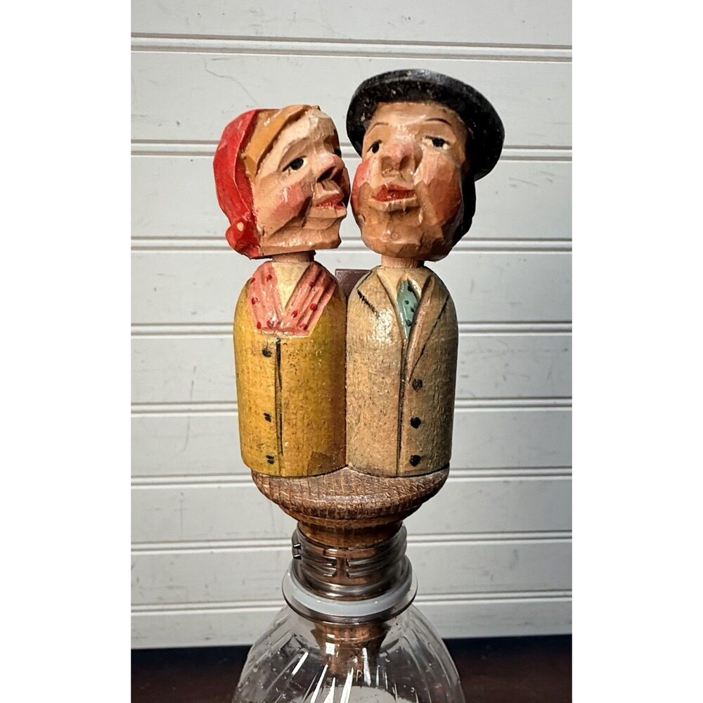 Vtg ANRI Mechanical Kissing Couple Hand Carved wood Bottle Stopper